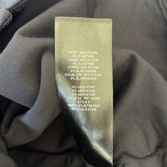 Aritzia Babaton Longline Black Racerback Sports Bra. Size XSmall - Picture 2 of 3